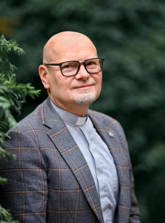 ks.&nbsp;Marek Twardzik